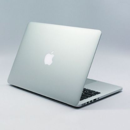 Apple MacBook Pro resmi